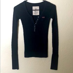 Hollister Long Sleeve Scoop Neck with Buttons